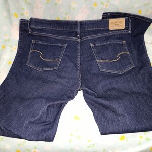 Levi's Women's Size 12S Boot Cut Jeans - Dark Blue